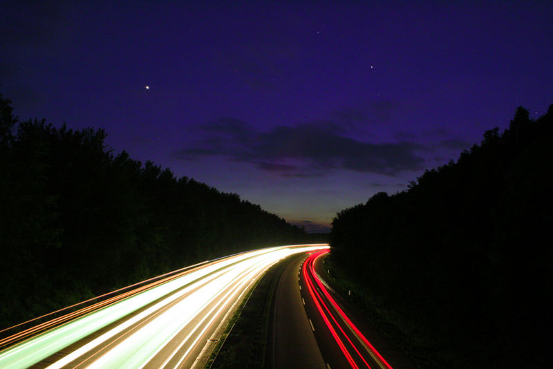 Autobahn bei Nacht 2