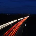 Autobahn bei Nacht