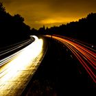 Autobahn bei Nacht