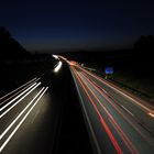 Autobahn bei Nacht