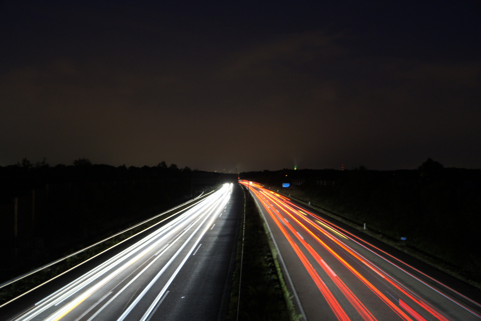 Autobahn bei Nacht01