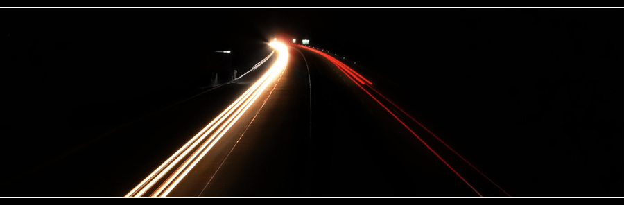 Autobahn im dunkeln