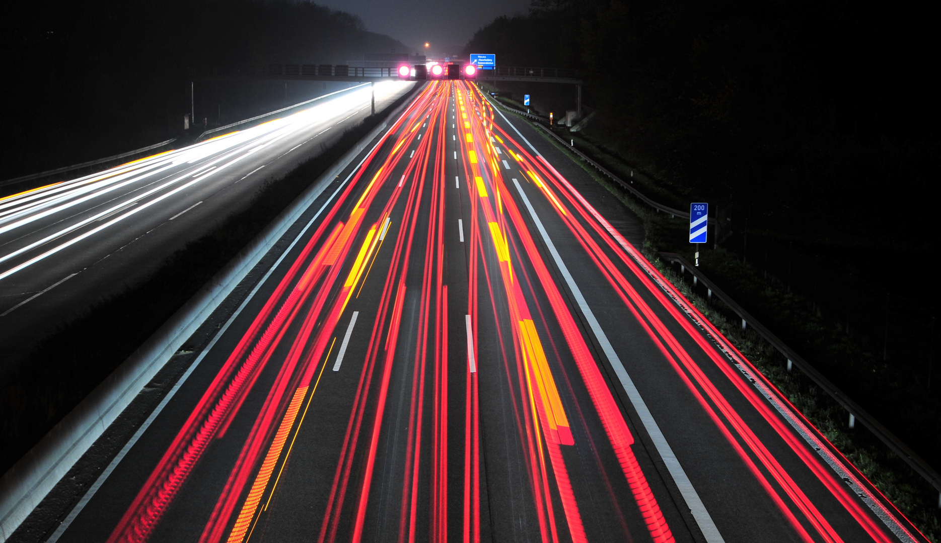 Autobahn ohne Himmel 3