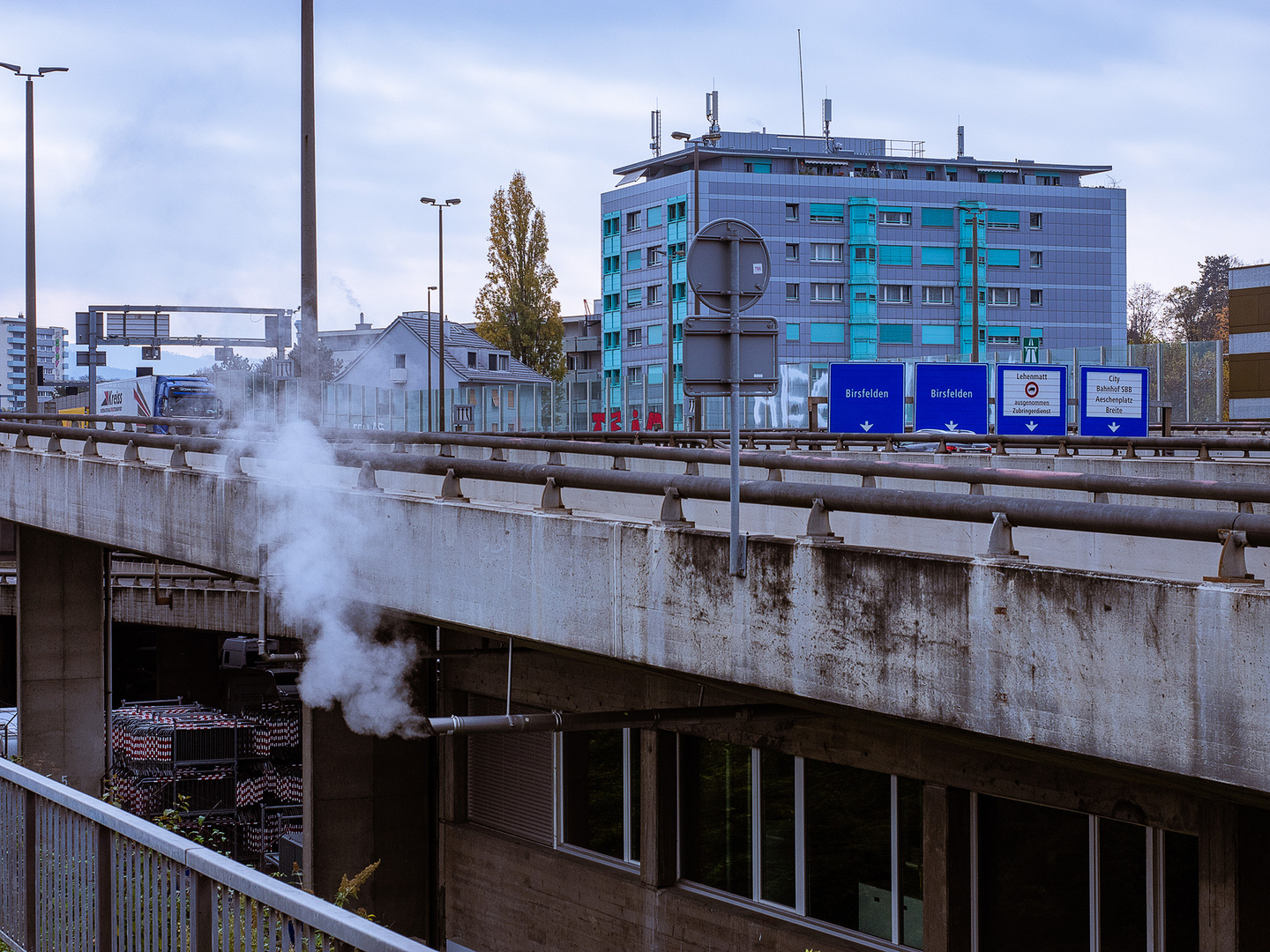 Autobahnbrücke