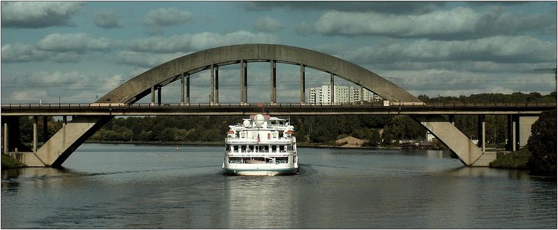 Autobahnbrücke