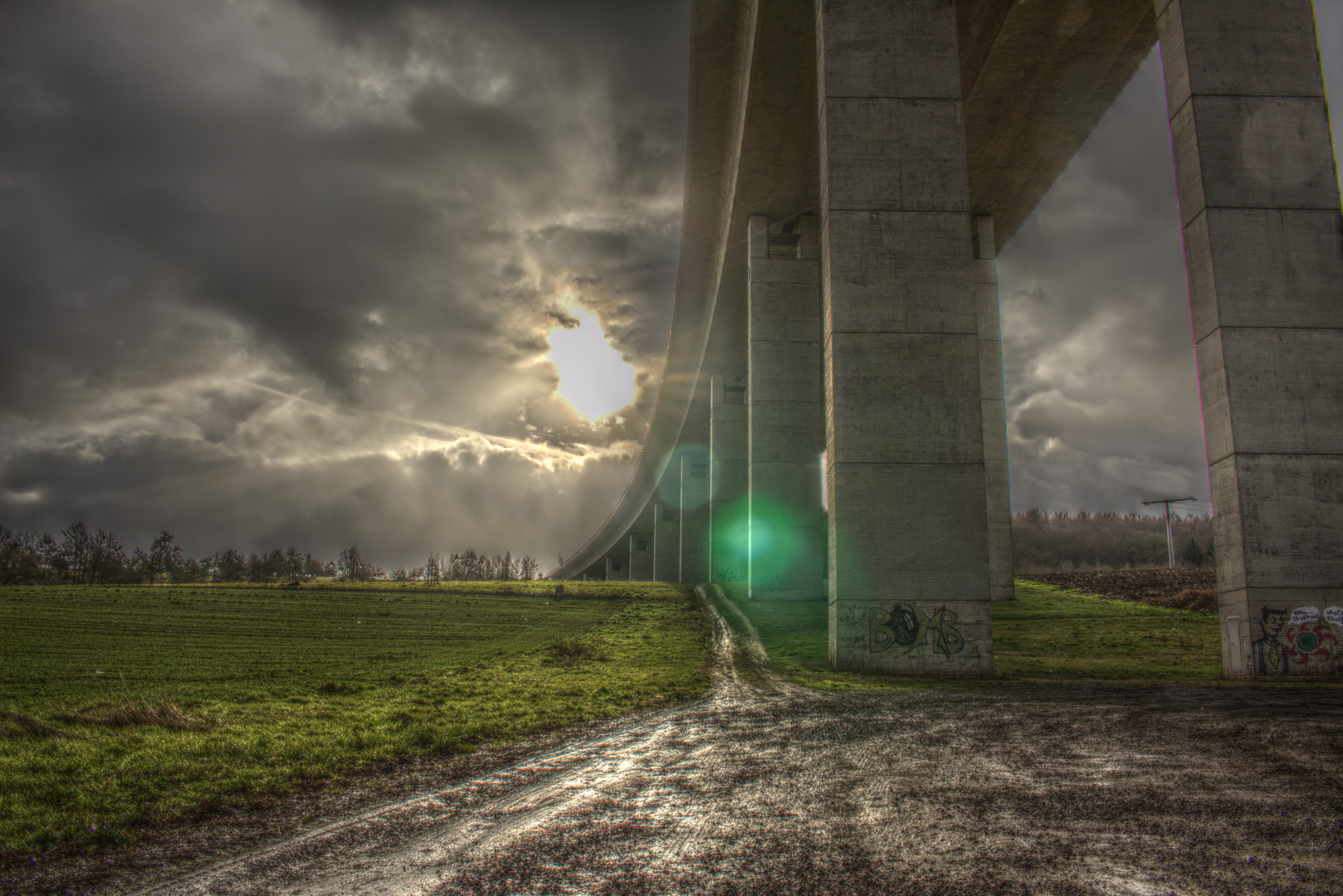 Autobahnbrücke bei Waldorf HDR