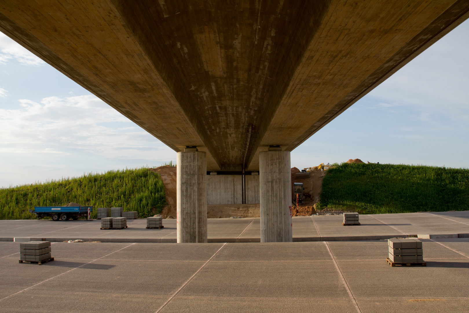 Autobahnbrücke beim Bau der A72