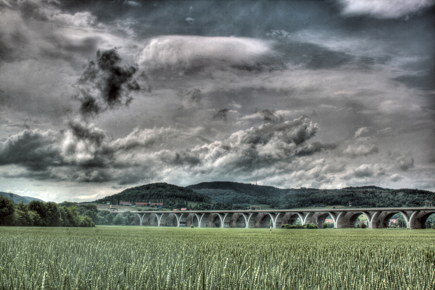 Autobahnbrücke