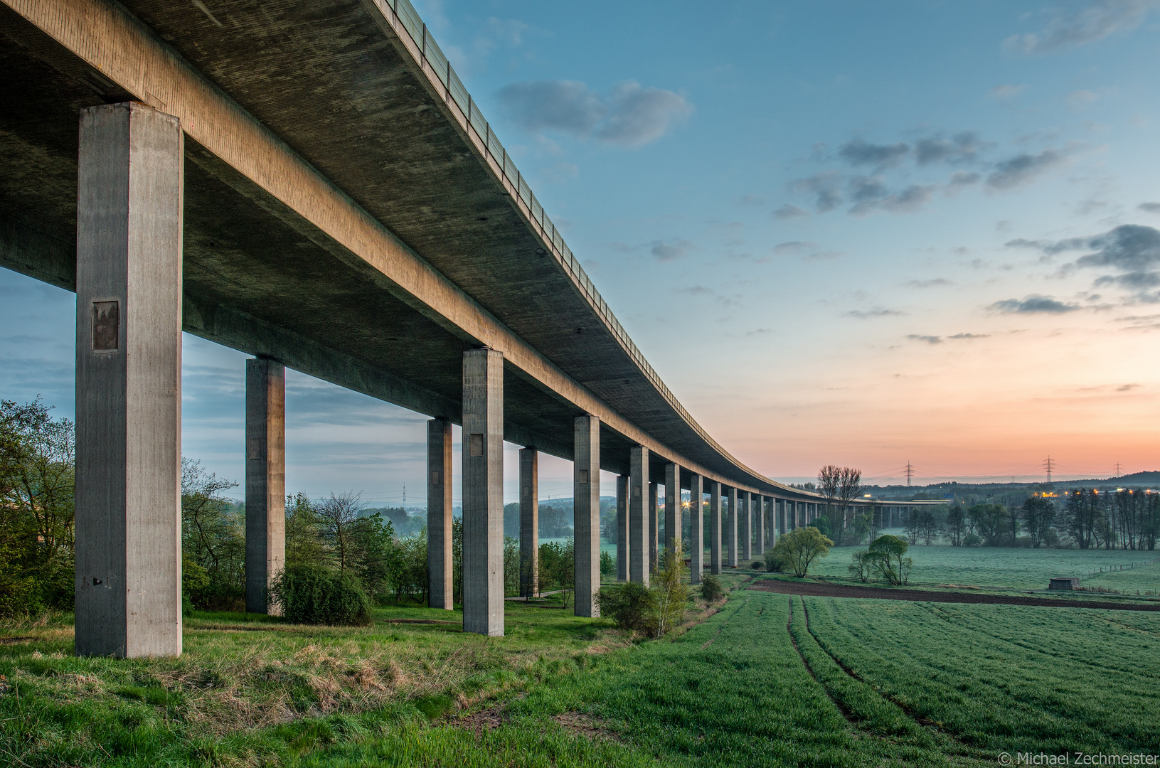 Autobahnbrücke