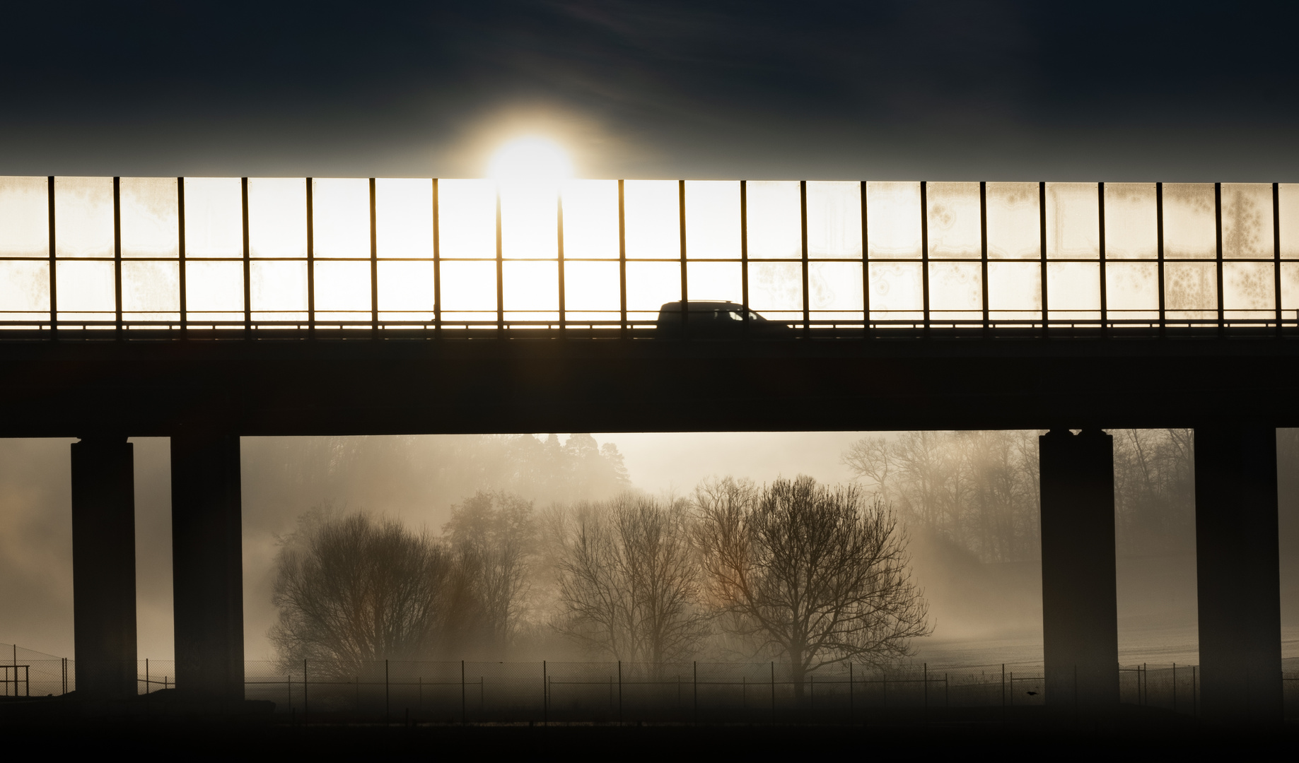 Autobahnbrücke