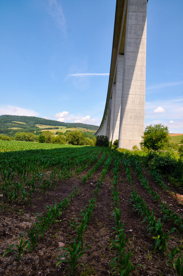Autobahnbrücke im Fuldatal Foto & Bild fotos, world, straße Bilder auf
