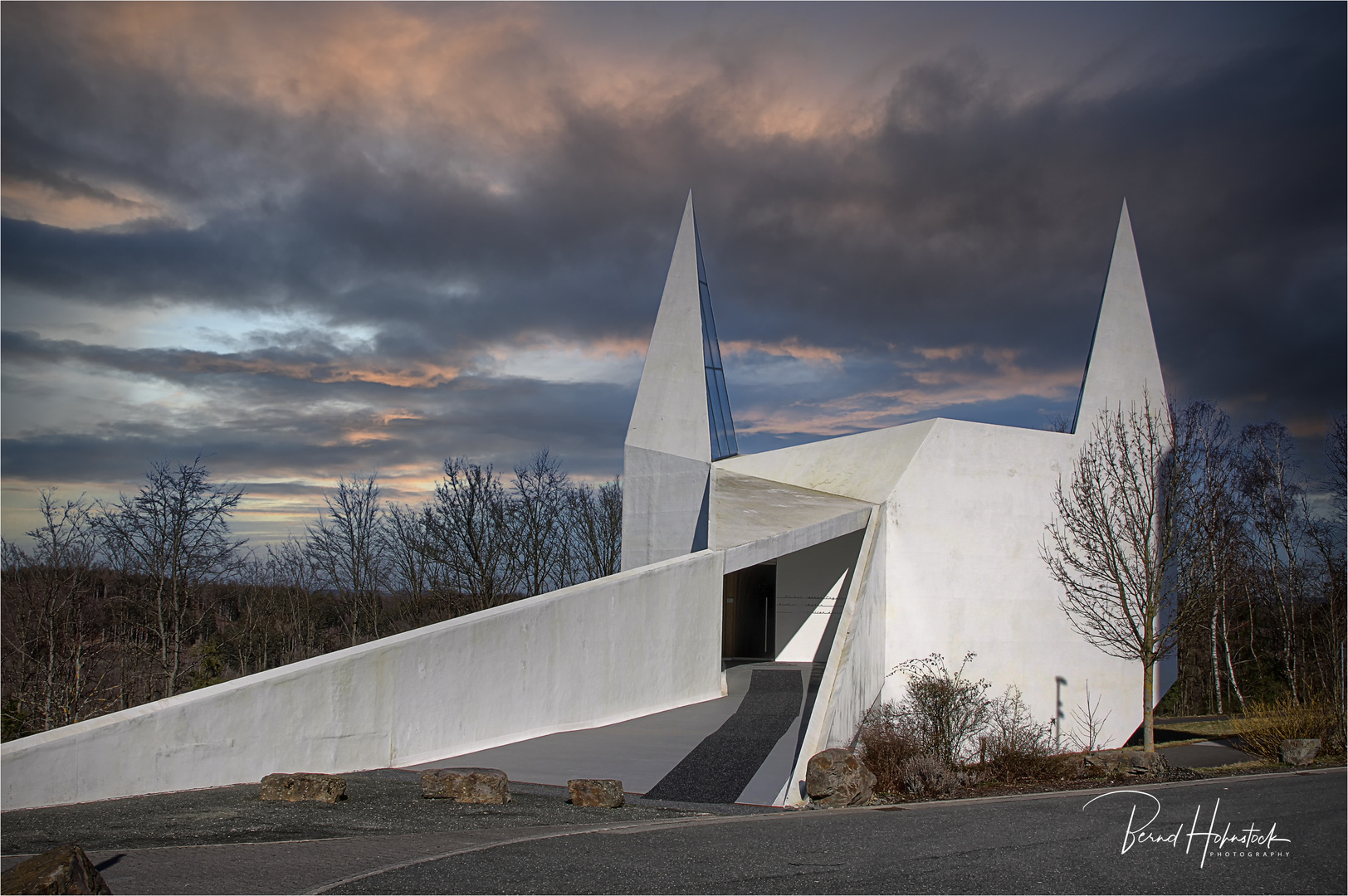  Autobahnkirche Siegerland  .....