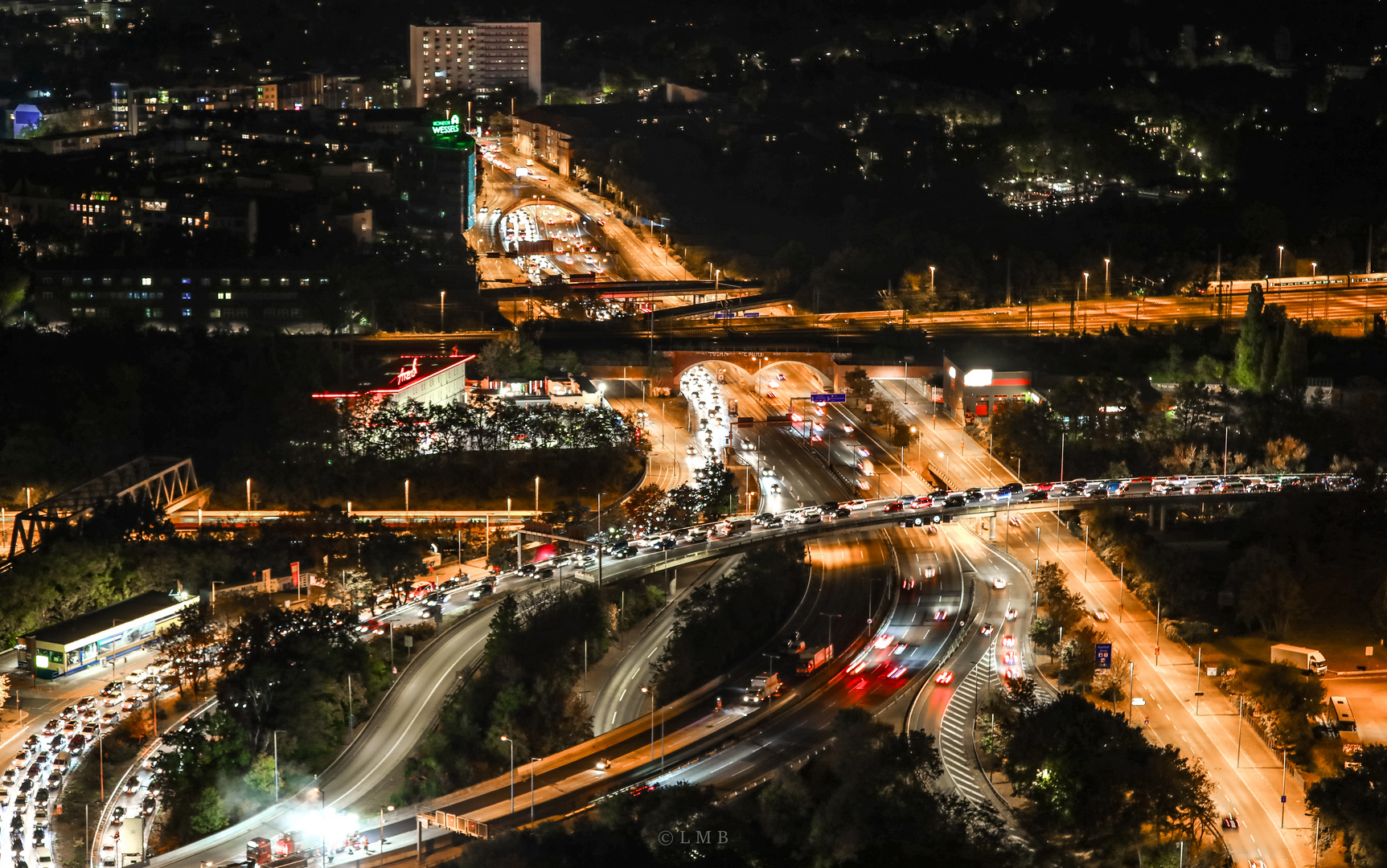 Autobahnsperrung A100