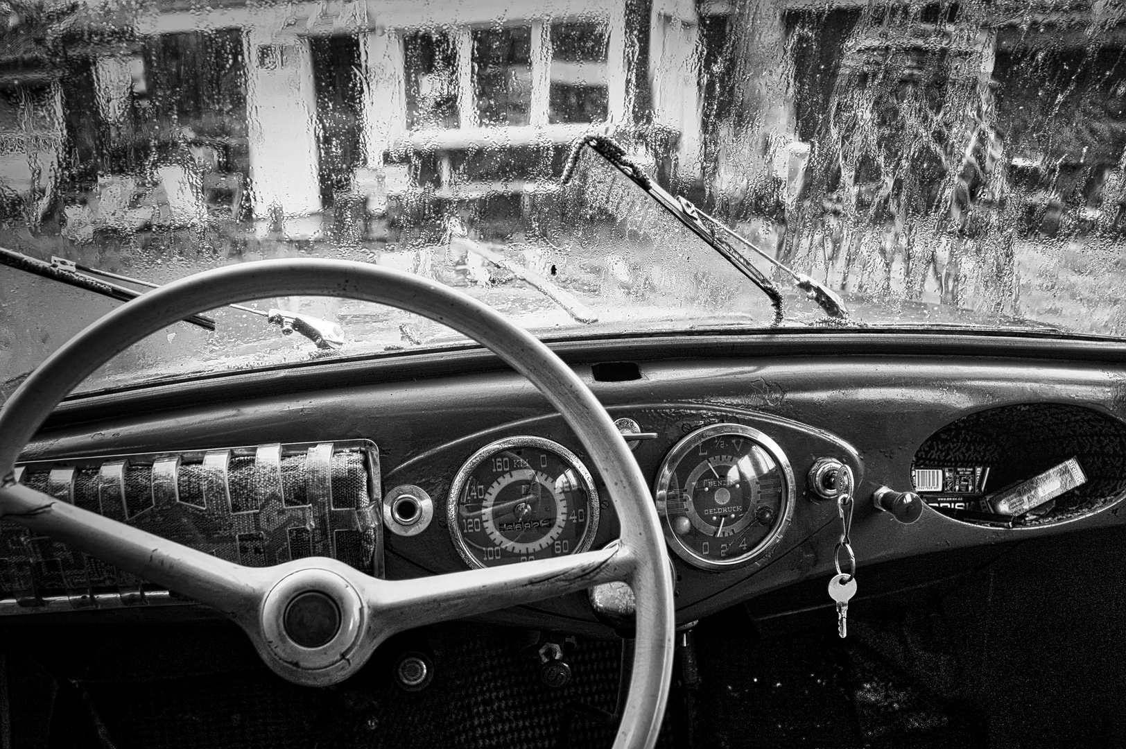 auto_cockpit_dramatic_b&w