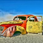 Autofriedhof an einer Tanke in der Namib / Namibia