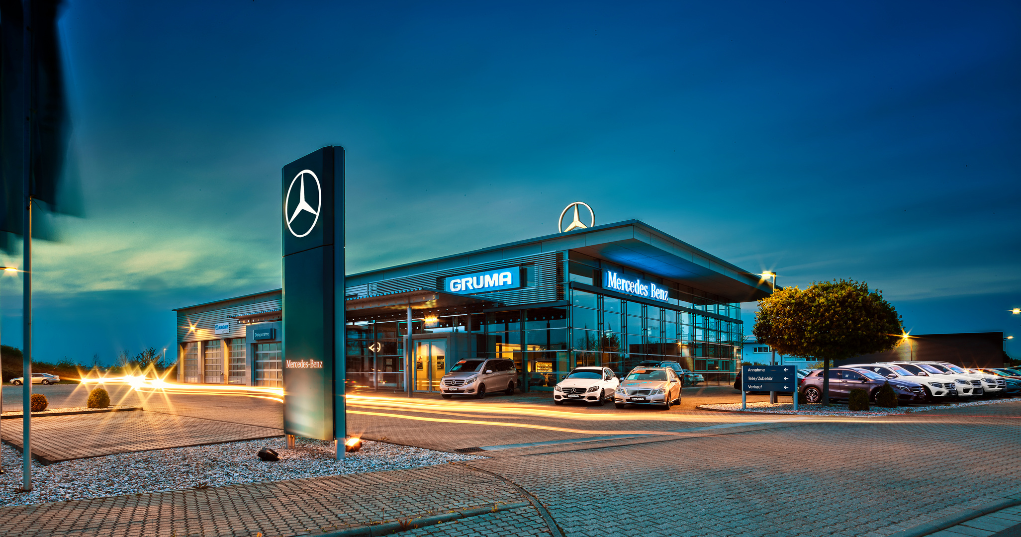 Autohaus Foto & Bild architektur, architektur bei nacht, night Bilder