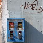 Automat mit Graffiti