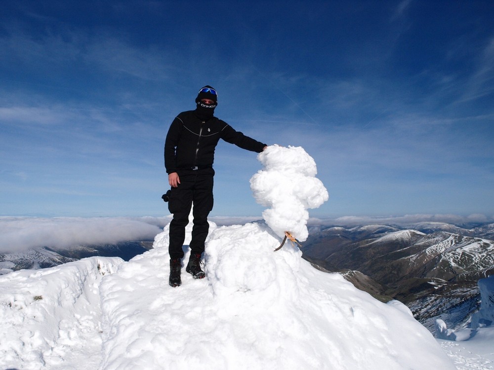 AUTORETRATO EN LA NIEVE