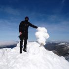 AUTORETRATO EN LA NIEVE