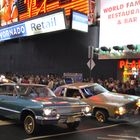 Autos "rocken" am Times Square