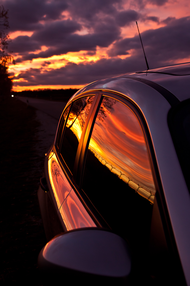 Autoscheibensonnenuntergang