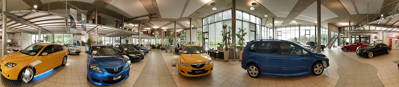 Autoshowroom 360-Grad-Pano mit DRI