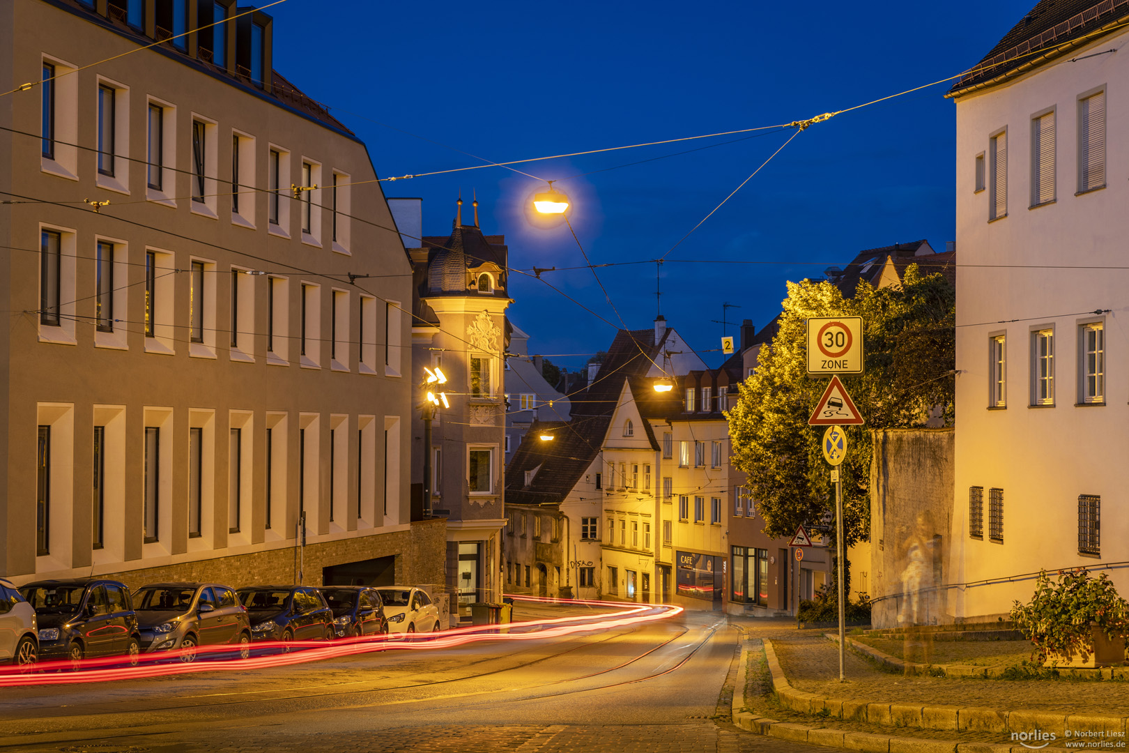 Autospuren am Ulrichsplatz