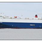 Autotransporter auf dem Wasser bei Cuxhaven ... 