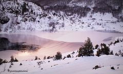 autour du lac gelé