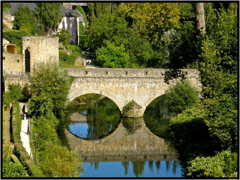 Autre vue Alzette a Luxembourg