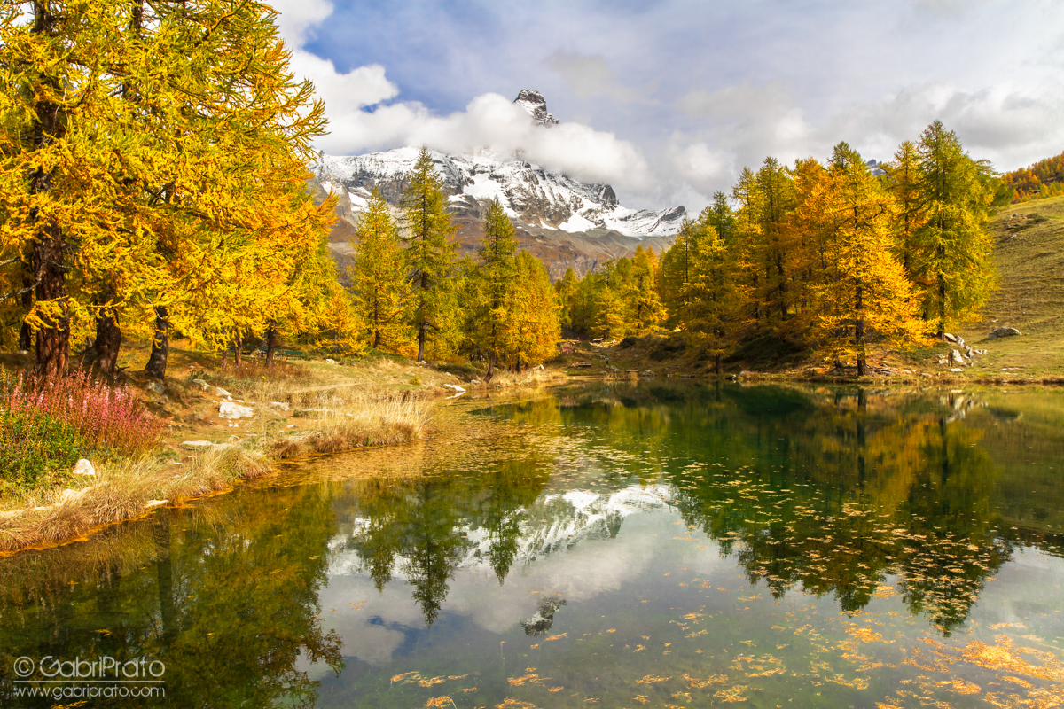 AUTUMN IN MY MOUNTAINS - LAGO BLEU