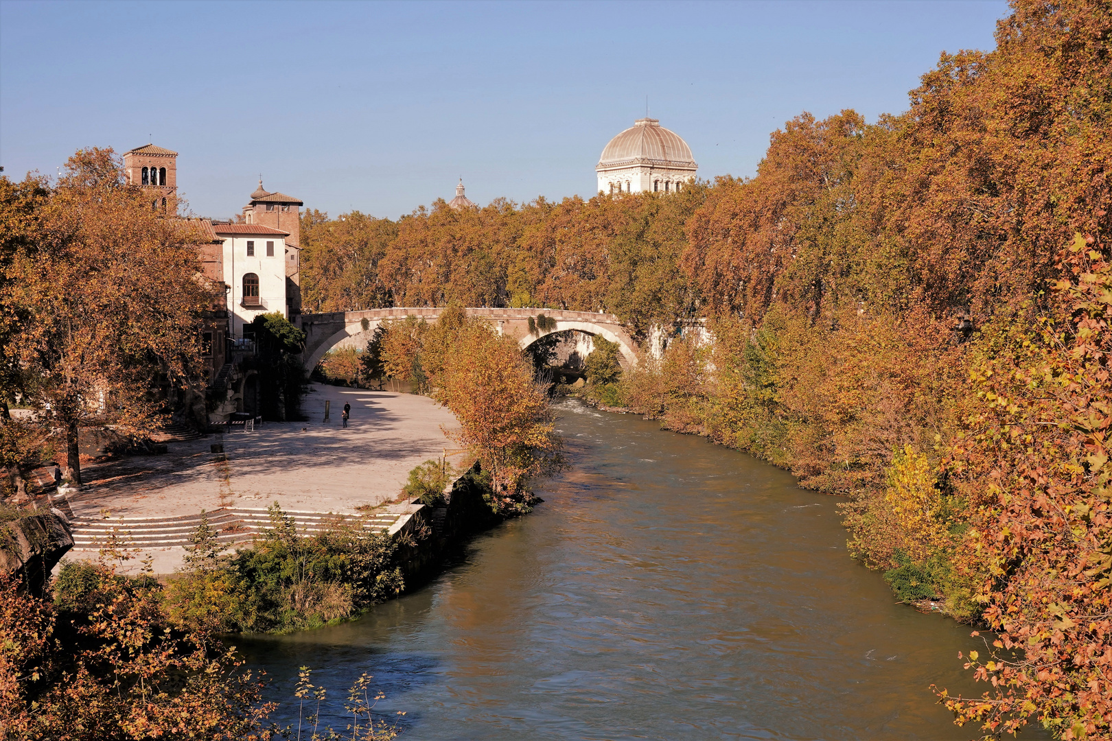 AUTUMN IN ROME