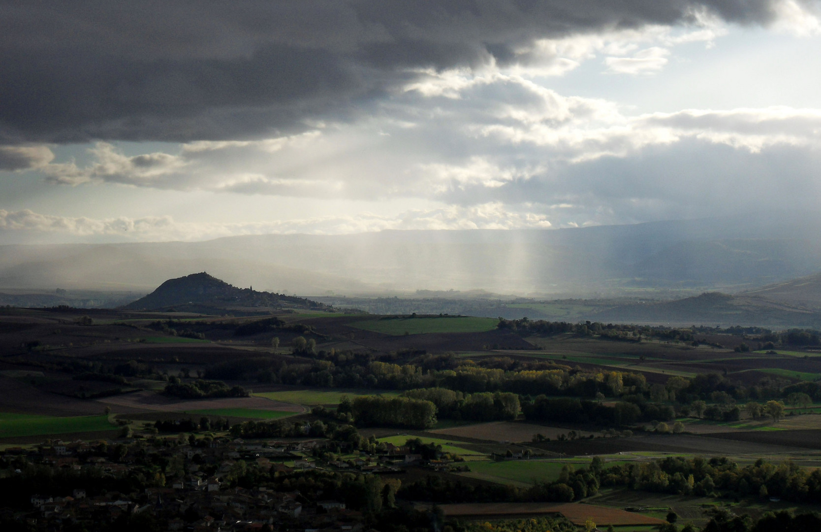 Auvergne, la colline de Nonette