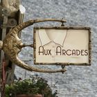 Aux Arcades