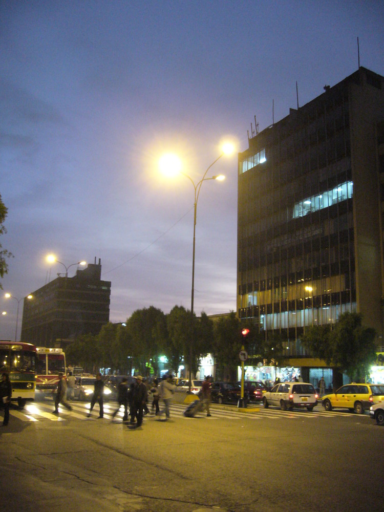 Av. Abancay Lima - Perú