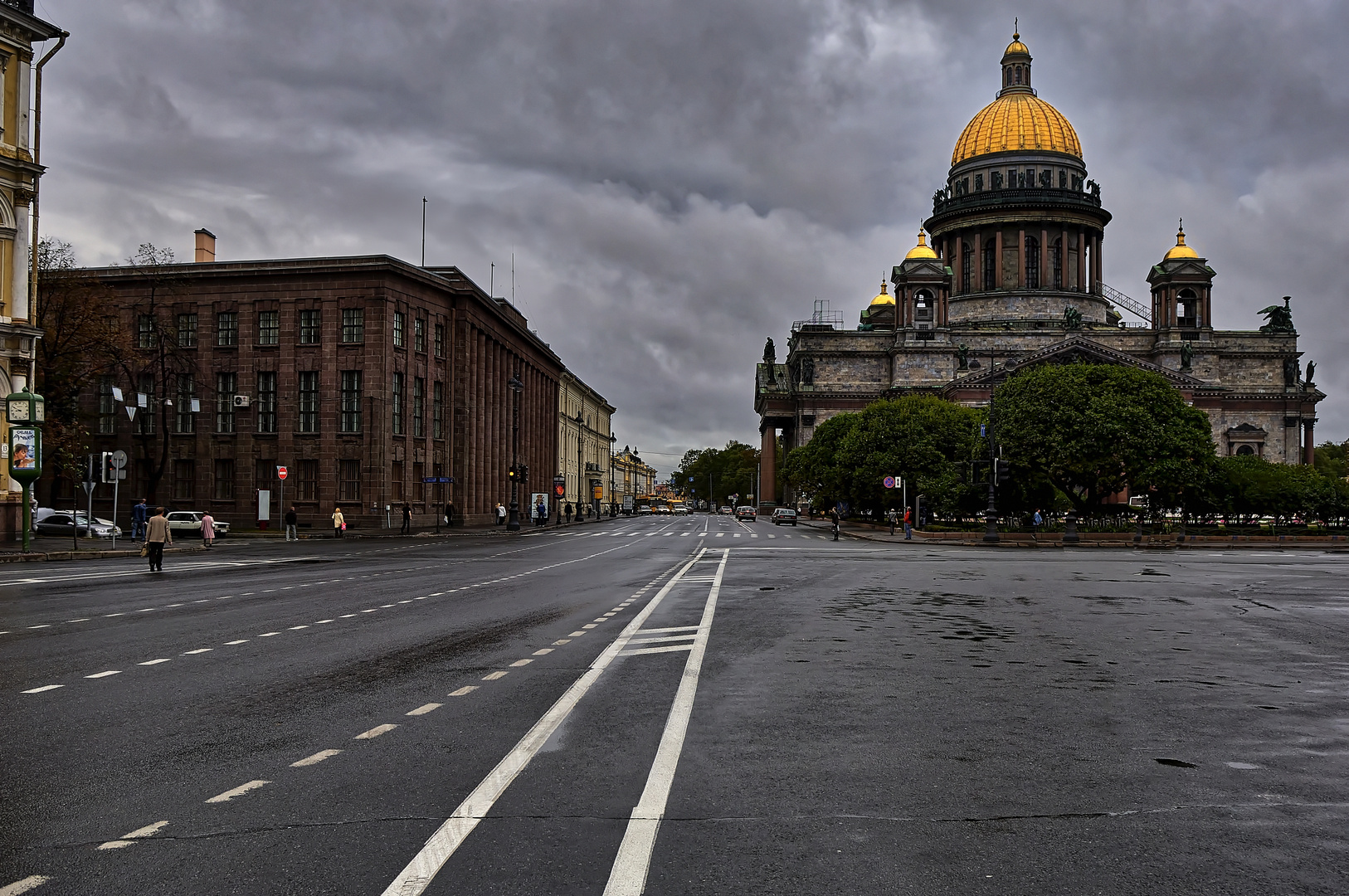 Av. de la Catedral de San Isaac