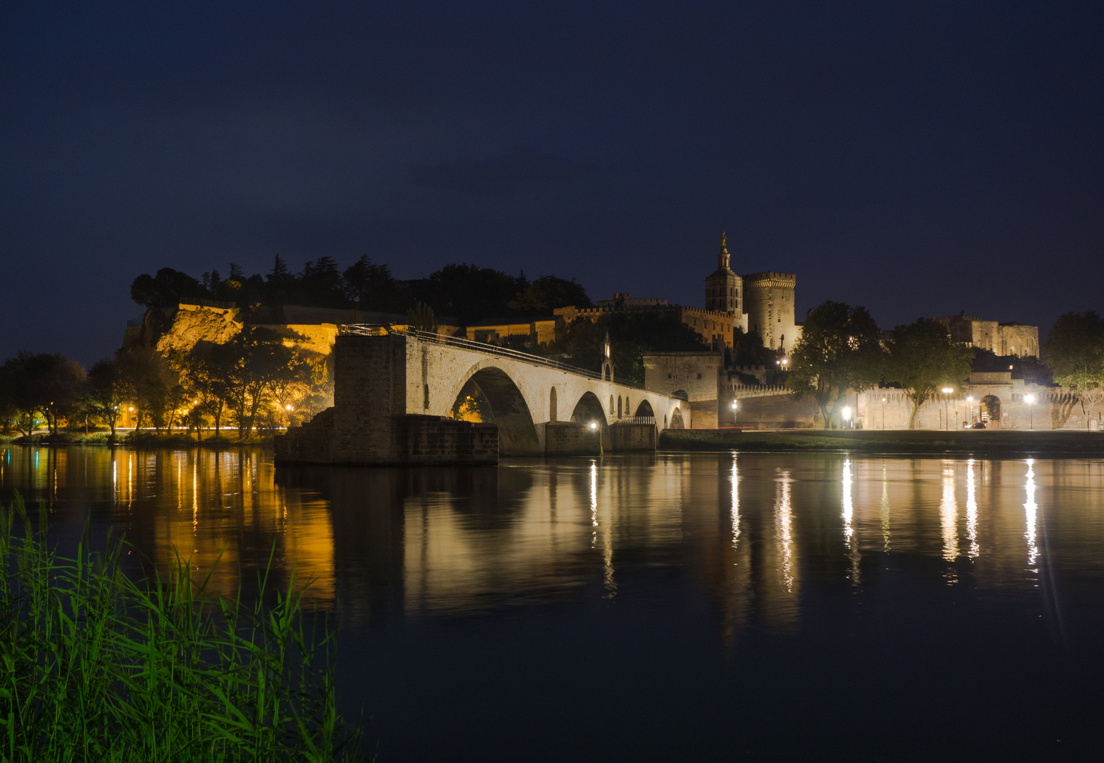 Avant le Pont d'Avignon