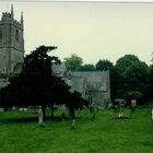 Avebury (die Kirche mit dem Friedhof)