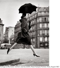 Avedon - homage to Munkacsi, Carmen, Paris, august 1957