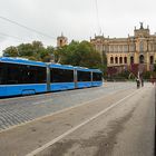 "Avenio" vor Maximilianeum