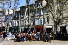Avignon - Frühjahr im Bistrot unter Platanen (Kalender 2019, März)