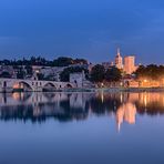 Avignon in der blauen Stunde