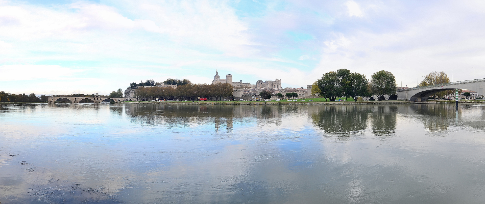 Avignon Panorama, Double-click