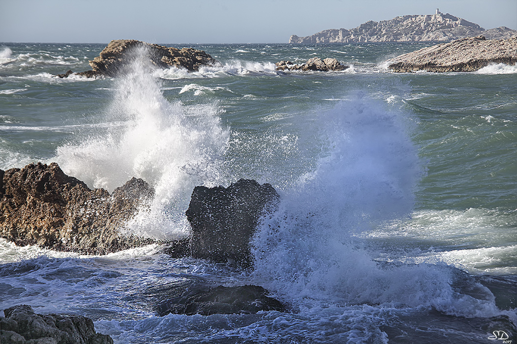 Avis de fort coup de vent en Méditerranée