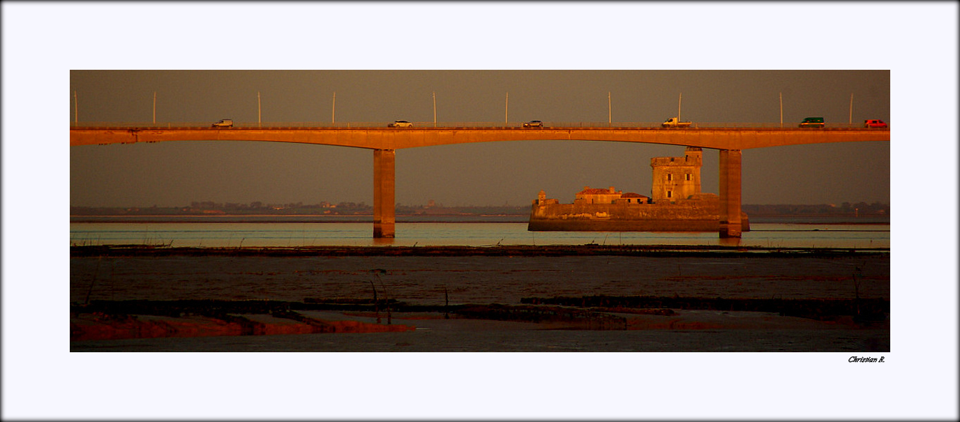 Avoir l'air d'un pont...