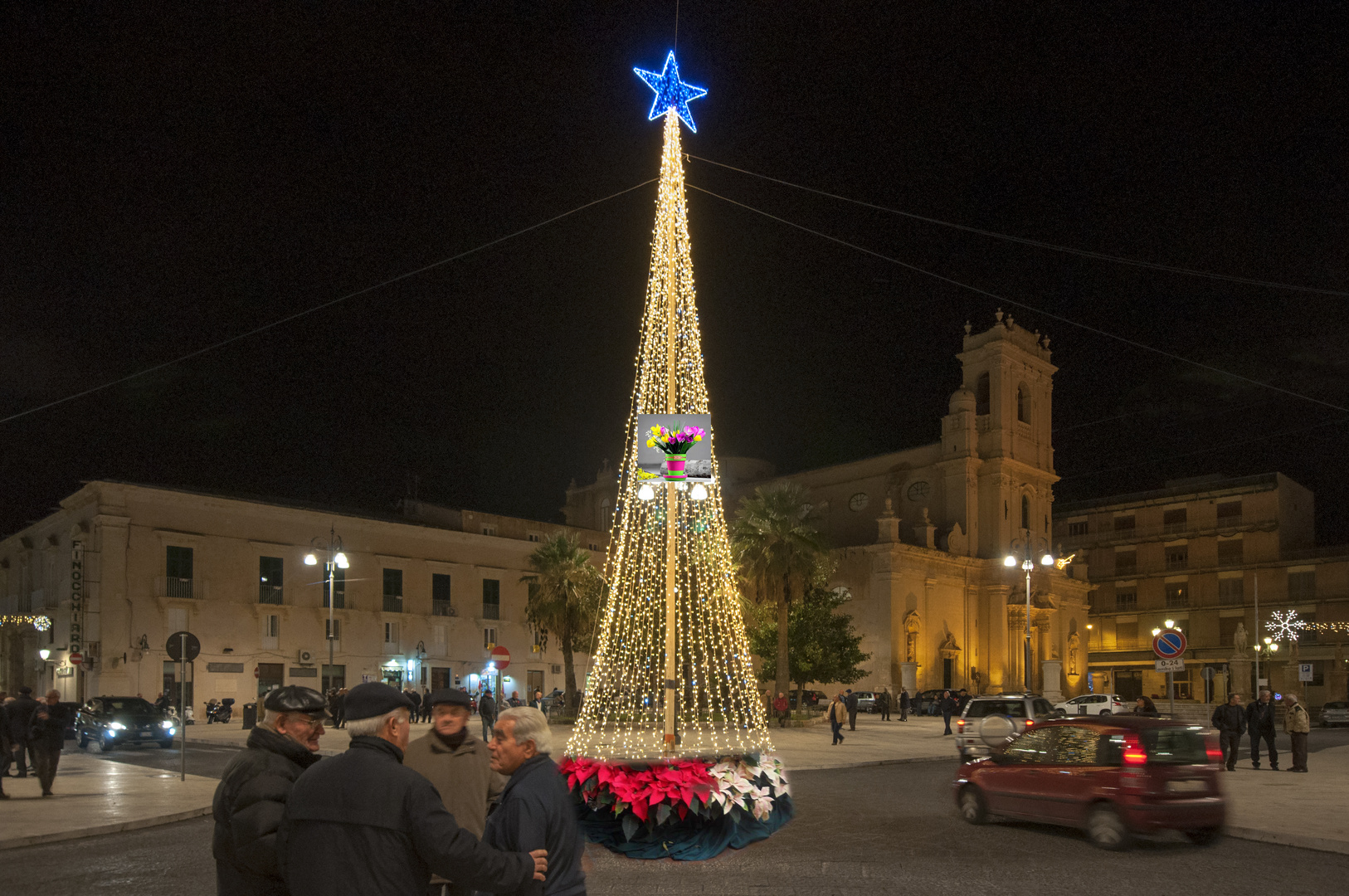 AVOLA -  Piazza Umberto