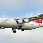 Avro RJ100 der Swiss