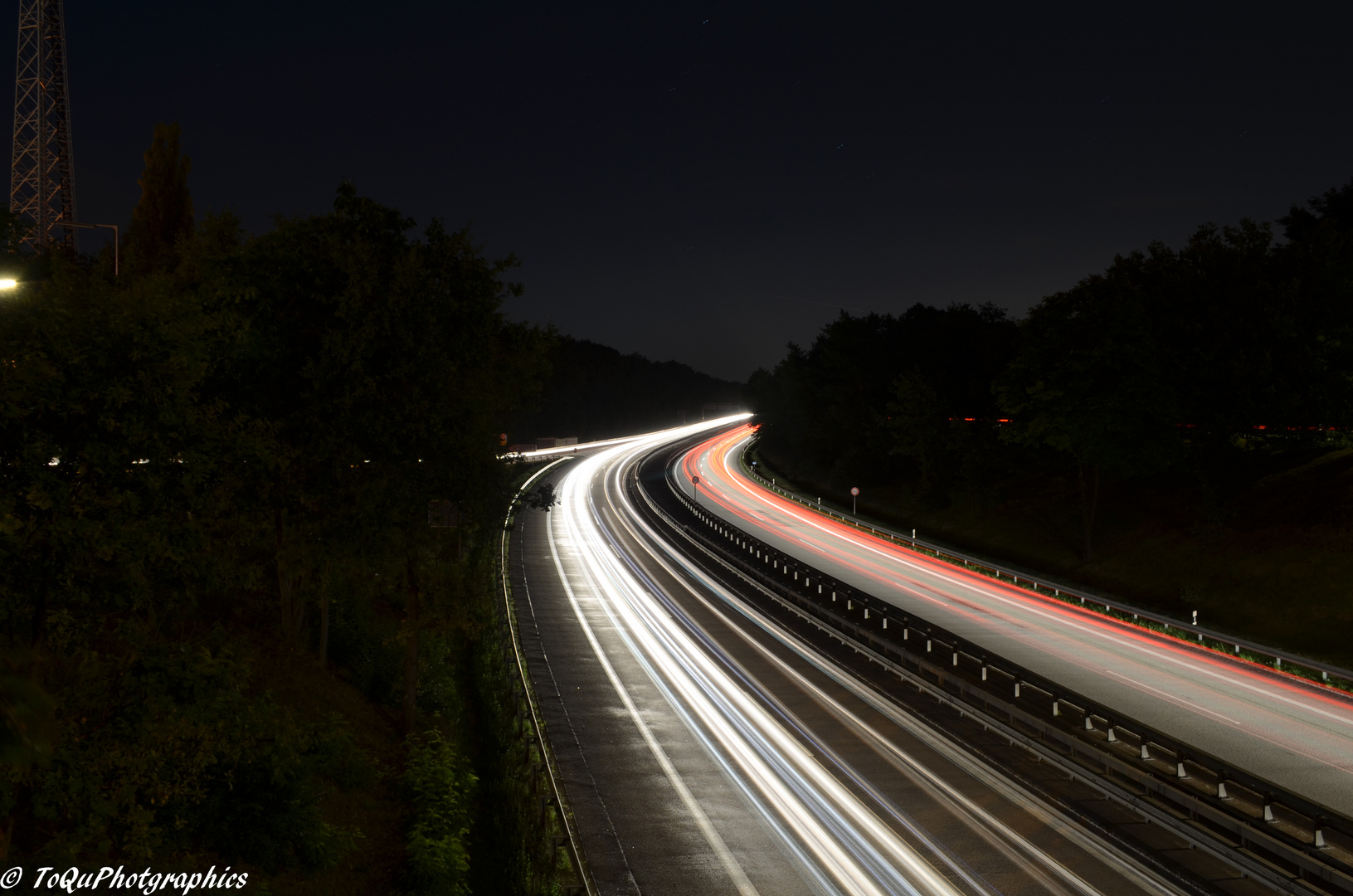 Avus bei Nacht