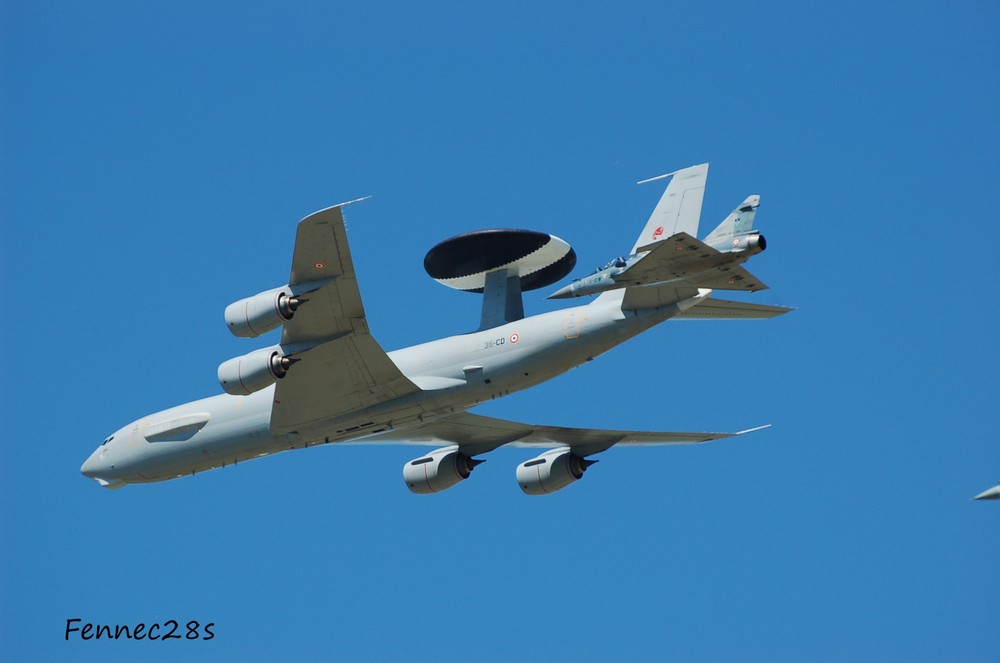 Awacs et Mirage 2000 Orange 18052008