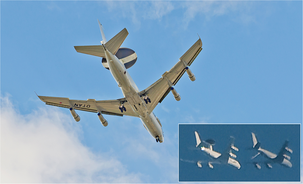 AWACS im Landeanflug auf Bremen